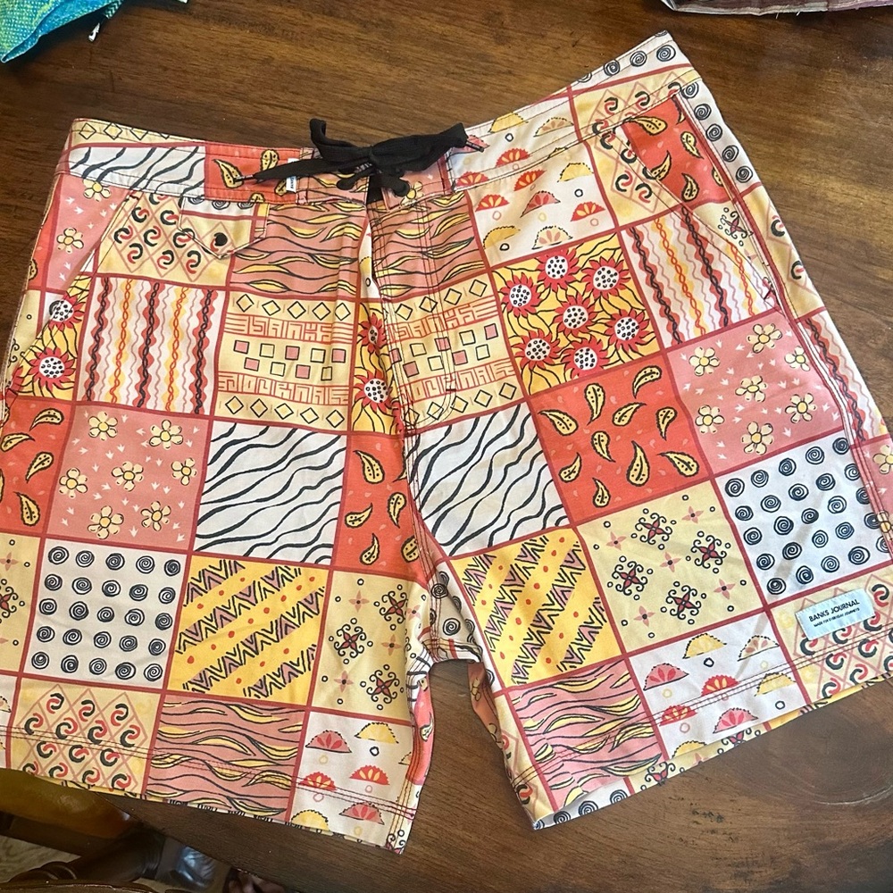 Men’s swim trunks size 34  like new